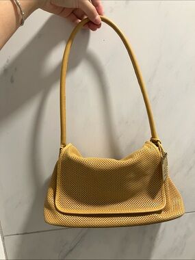 Gucci Leather Shoulder Bag with Pouch